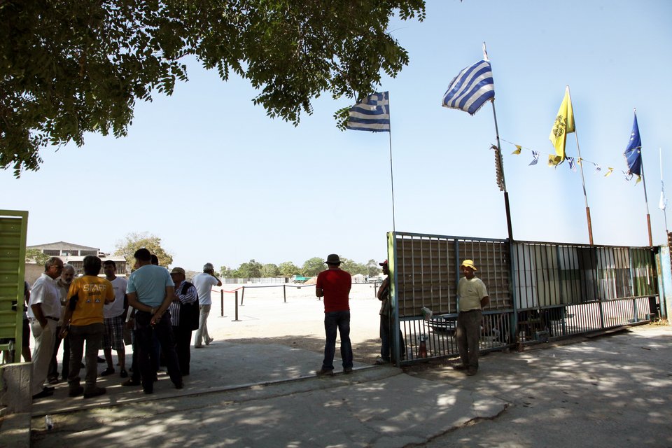 Aπό το Πεδίον του Άρεως στον Ελαιώνα -Ξεκίνησαν οι εργασίες για την μετεγκατάσταση των μεταναστών [εικόνες] | iefimerida.gr 4