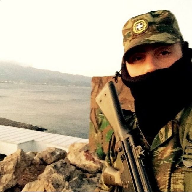 Μετάθεση στην Ψέριμο για τον στρατιώτη γιο του Βουλγαράκη [εικόνα] | iefimerida.gr 0