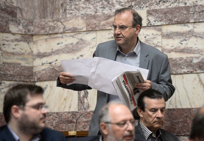 Κόπηκαν τα γέλια στον ΣΥΡΙΖΑ: Βλοσυρά βλέμματα, ύφος συνωμοτικό και άφθονη ...δραχμή [εικόνες] | iefimerida.gr 5