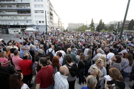 Συγκέντρωση διαμαρτυρίας ΓΣΕΕ-ΑΔΕΔΥ για το πολυνομοσχέδιο [εικόνες] | iefimerida.gr 4