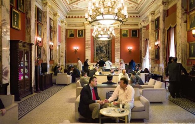 Συνέντευξη Τύπου-υπερπαραγωγή για την Κωνσταντοπούλου -Αλλάζουν τη διαρρύθμιση του εντευκτηρίου της Βουλής [εικόνες] | iefimerida.gr 2