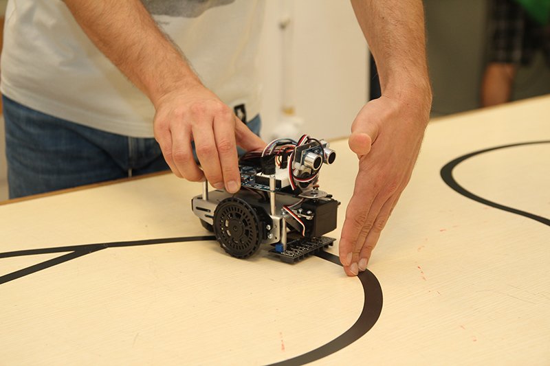 Την Παρασκευή η «Βραδιά του Ερευνητή»: Πειράματα και επιτεύγματα σε 11 πόλεις | iefimerida.gr 1