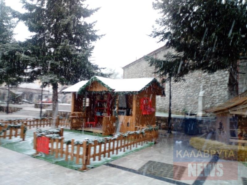 Xωρίς ρεύμα τα Καλάβρυτα και γύρω χωριά -Επεσαν στύλοι της ΔΕΗ από το χιόνι [εικόνες] | iefimerida.gr 3