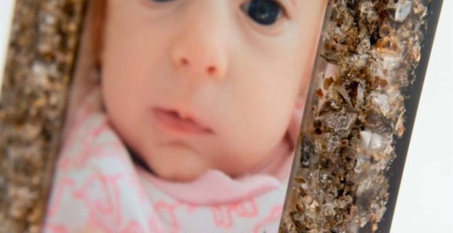 Βρετανίδα φτιάχνει κορνίζες από πλακούντα -Οι αντιδράσεις μετατράπηκαν σε... παραγγελίες  [εικόνες] | iefimerida.gr 0