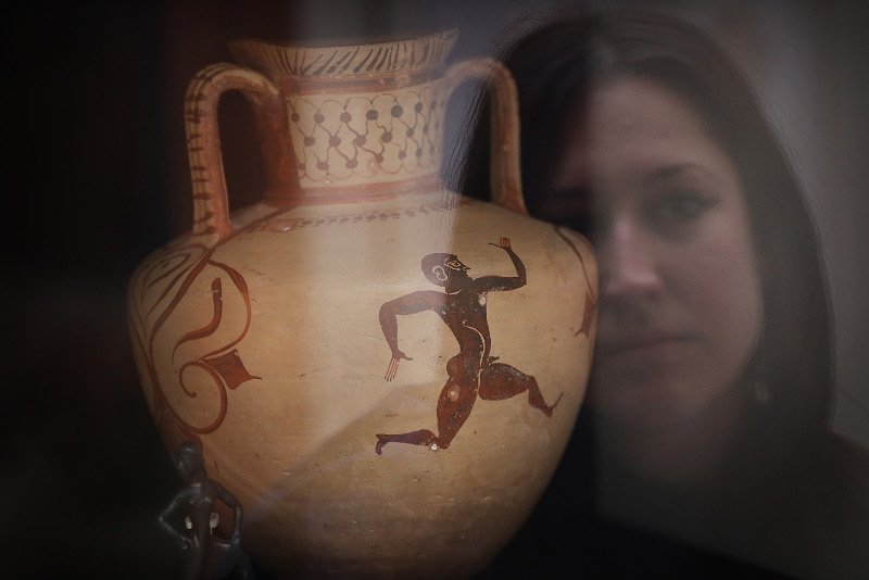 Το Βρετανικό Μουσείο διοργανώνει.... ερωτικό κυνήγι -Θα ψάχνουν για «πορνογραφικά» ελληνικά αγγεία! | iefimerida.gr 0