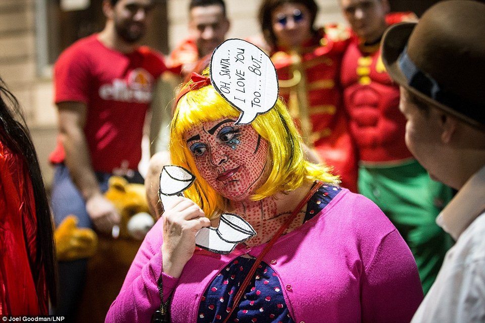 Βρετανοί εκτός ορίων ξανά: Μέθυσαν και οργίασαν στους δρόμους μετά τα Χριστούγεννα [εικόνες] | iefimerida.gr 12