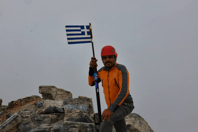 Ο γοητευτικός «δαμαστής» των... 735 φαραγγιών -Ο φωτογράφος από την Κρήτη που αψηφά τον κίνδυνο [εικόνες] | iefimerida.gr 3