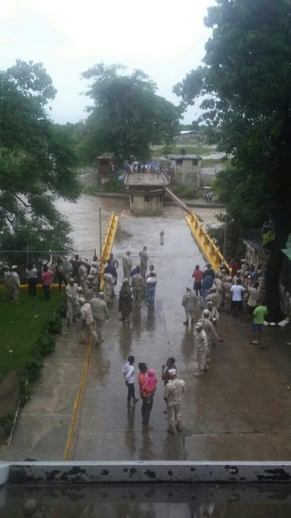 Σαρωτικό το πέρασμα της Ιρμα με 14 νεκρούς -Τώρα απειλεί και τις ΗΠΑ [εικόνες & βίντεο] | iefimerida.gr 4