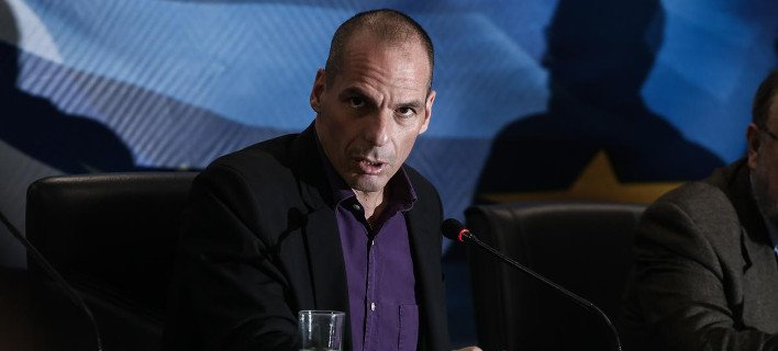 Ο Βαρουφάκης όπως δεν τον έχετε ξαναδεί: Τότε που είχε μαλλί... χαίτη [εικόνα] | iefimerida.gr 0