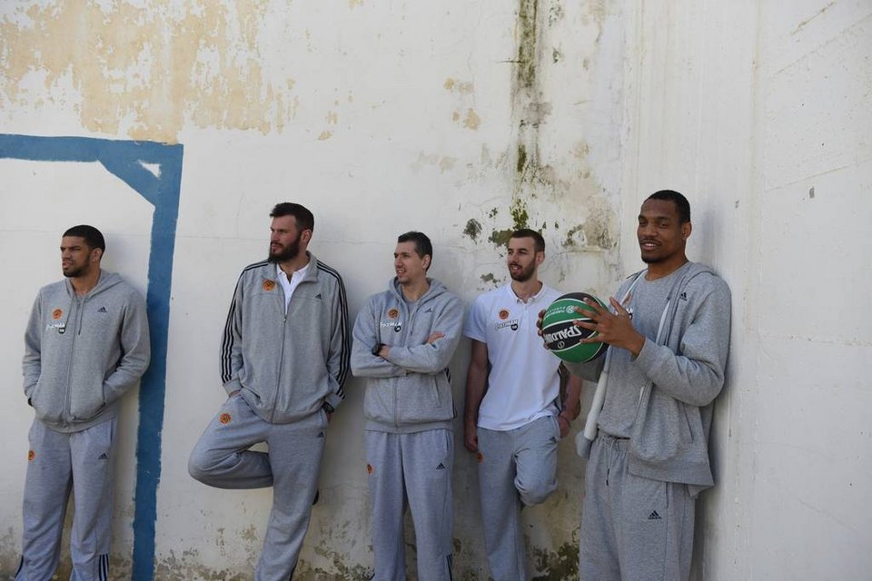 Από τη Βουλή στη... φυλακή ο Διαμαντίδης [εικόνες] | iefimerida.gr 3