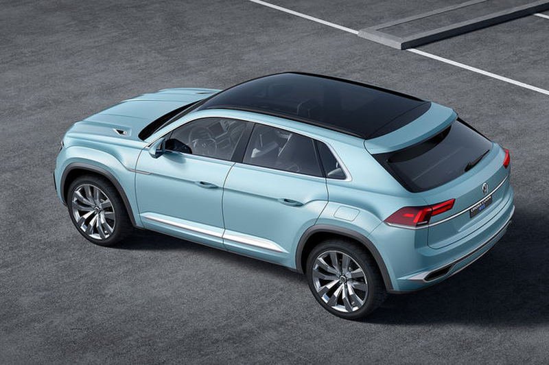 Το VW Cross Coupe GTE είναι κομμένο και ραμμένο στα μέτρα των Αμερικανών | iefimerida.gr 0