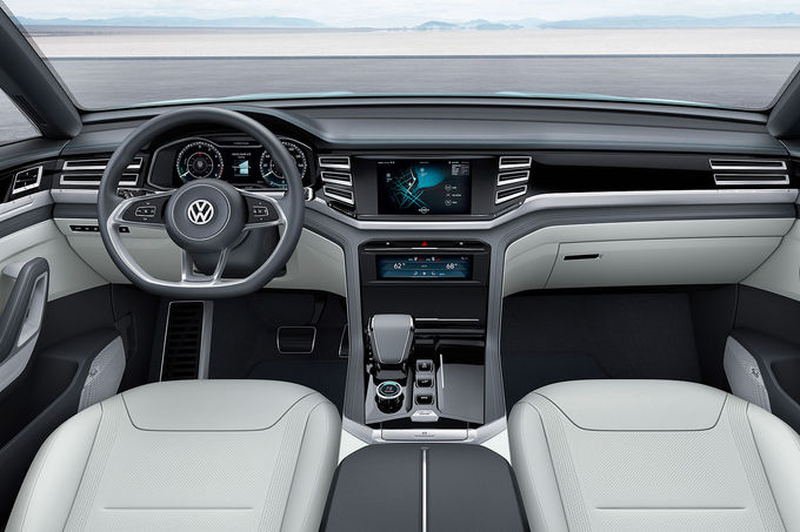 Το VW Cross Coupe GTE είναι κομμένο και ραμμένο στα μέτρα των Αμερικανών | iefimerida.gr 2