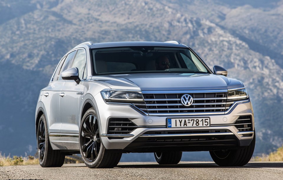 Η ναυαρχίδα της VW - Το νέο Touareg ξεκινά από 77.000 ευρώ [εικόνες] | iefimerida.gr 3