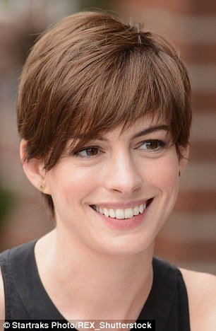 Ετσι όπως δεν τις έχετε ξαναδεί - Διάσημες ποζάρουν στο φακό χωρίς μακιγιάζ [εικόνες]  | iefimerida.gr 12