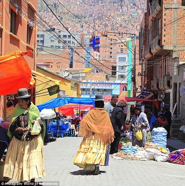 Η καλύτερη δουλειά στον κόσμο: 23χρονη πληρώνεται για να ταξιδεύει μόνη της παντού [εικόνες] | iefimerida.gr 12