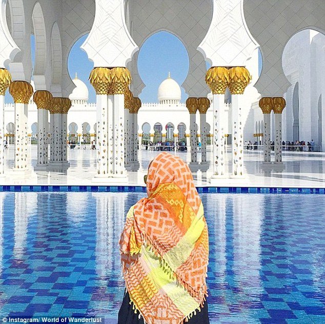 Η καλύτερη δουλειά στον κόσμο: 23χρονη πληρώνεται για να ταξιδεύει μόνη της παντού [εικόνες] | iefimerida.gr 5