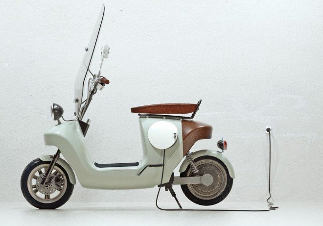 Ηλεκτρικό σκούτερ φτιαγμένο από κάνναβη κατασκευάστηκε στην Ολλανδία [εικόνες] | iefimerida.gr 0