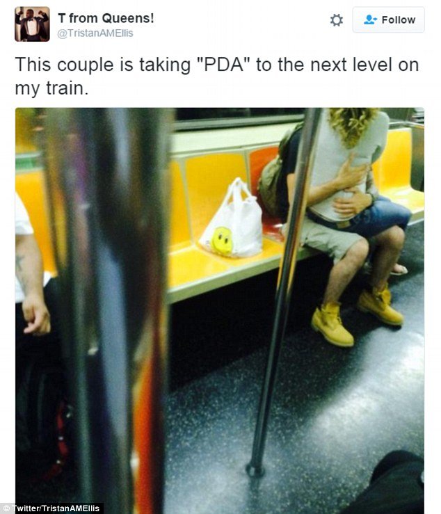 Παραληρεί το Ιντερνετ: Ζευγάρια σε τρυφερές στιγμές σε καφετέριες, πάρκα, μετρό [εικόνες] | iefimerida.gr 13