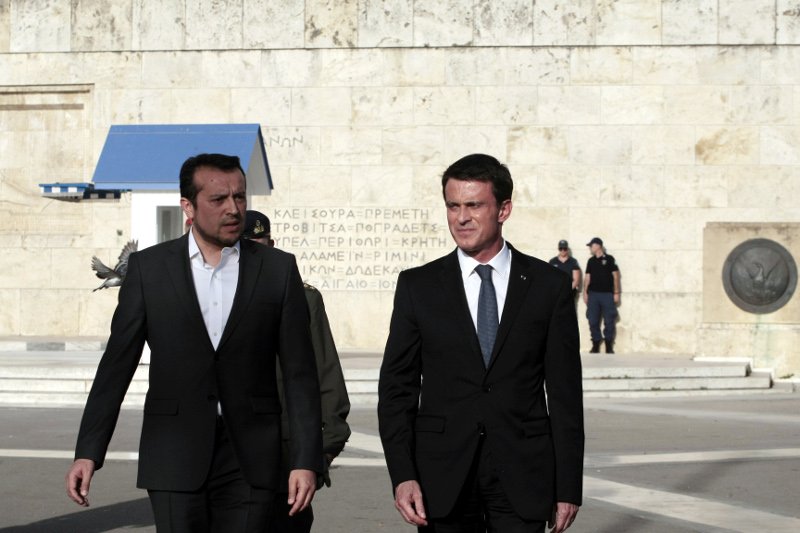 Βαλς σε Παυλόπουλο: Μπορείτε να υπολογίζετε στη συνεργασία της Γαλλίας | iefimerida.gr 0