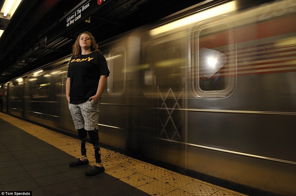 Οι φωτογραφίες που δεν δείχνουν ποτέ από ένα πόλεμο -Ακρωτηριασμένοι στρατιώτες ποζάρουν σχεδόν περήφανοι [εικόνες] | iefimerida.gr 4