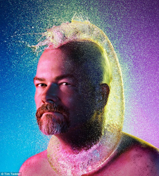 Πρωτότυπες και εντυπωσιακές περούκες από νερό [εικόνες] | iefimerida.gr 5