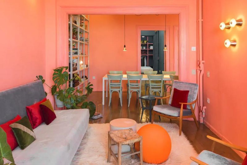 Ενα «κουβανέζικο» σπίτι στην καρδιά της Θεσσαλονίκης -Εντονα χρώματα και vintage αισθητική [εικόνες] | iefimerida.gr 1