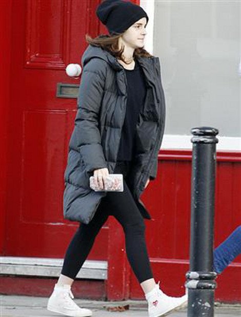 Κι όμως η Εμμα Γουάτσον χωρίς μακιγιάζ είναι ομορφότερη -Μοιάζει με μαθήτρια [εικόνες] | iefimerida.gr 2