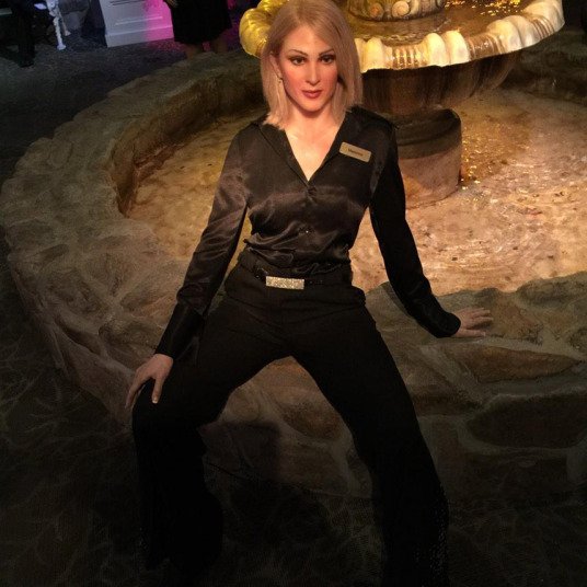 Τα πιο αποτυχημένα κέρινα ομοιώματα -Δεν θα μαντέψετε ποιους υποτίθεται ότι αναπαριστούν [εικόνες] | iefimerida.gr 4