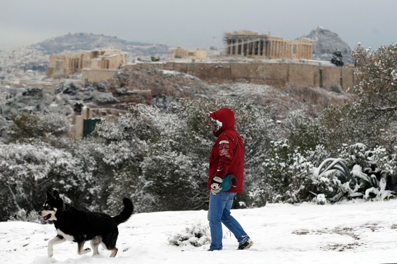 Εκπληκτικές φωτογραφίες από όλο τον κόσμο -Η μαγική όψη της κακοκαιρίας [εικόνες] | iefimerida.gr 0