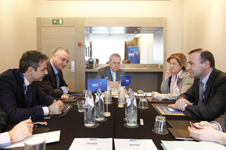 Τι είπαν Μέρκελ-Μητσοτάκης στις Βρυξέλλες [εικόνες] | iefimerida.gr 6