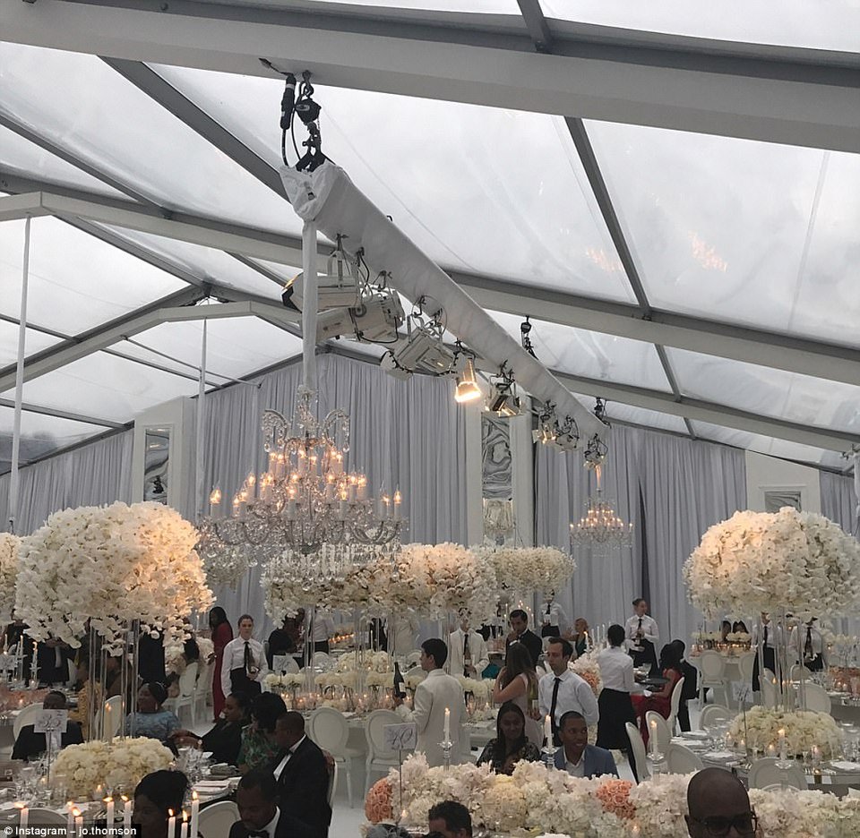 Ο γάμος των 6 εκατ ευρώ: Σε ανάκτορο στην Αγγλία, με χρυσές λεπτομέρειες και 12όροφη τούρτα [εικόνα] | iefimerida.gr 3