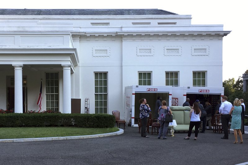 Ο Τραμπ έφυγε, η ανακαίνιση ξεκίνησε: Τι θα αλλάξει στον Λευκό Οίκο [εικόνες] | iefimerida.gr 1