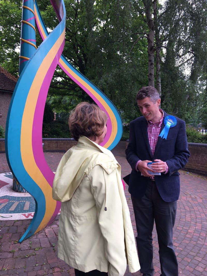 Γκάβιν Ουίλιαμσον: Αυτός είναι ο νέος υπουργός Αμυνας της Βρετανίας [εικόνες] | iefimerida.gr 0