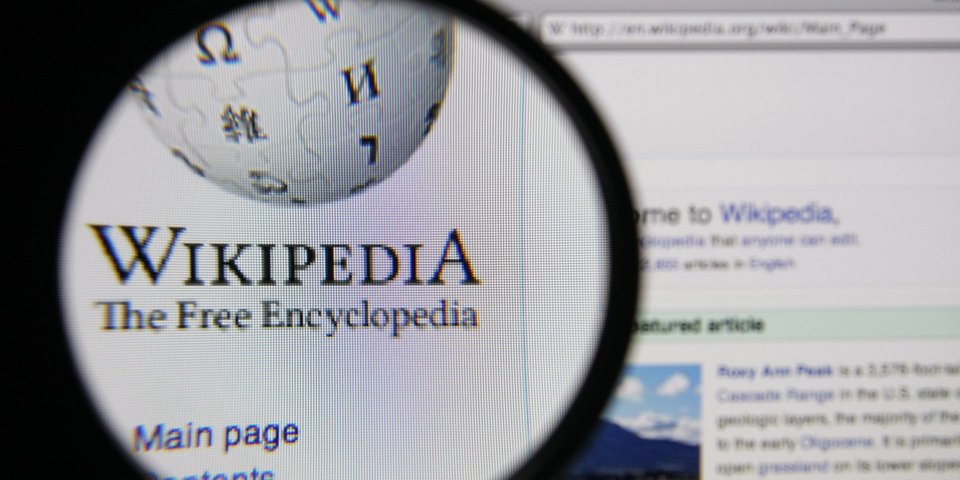 Στο παρασκήνιο της Wikipedia: Ποιος αποφασίζει τι θα γράψει η εγκυκλοπαίδεια; | iefimerida.gr 0