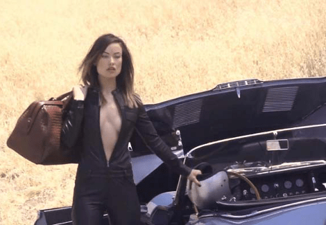 Η αγριόγατα Ολίβια Γουάιλντ φοράει πέτσινα και απειλεί με το ντεκολτέ της [εικόνες] | iefimerida.gr 3