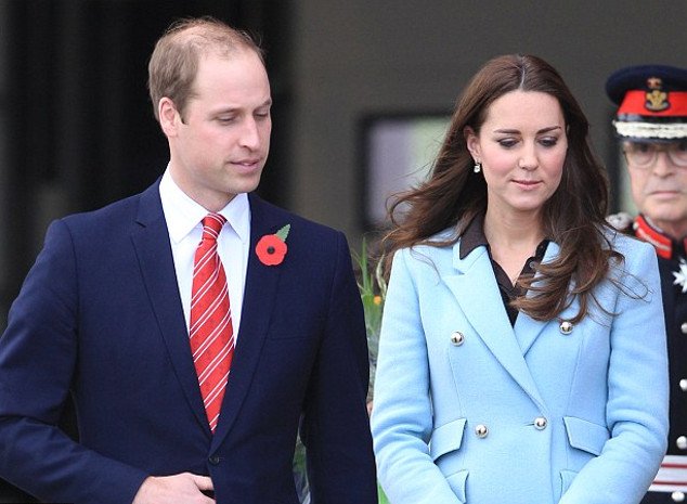 Πίσω από την πλάτη της Κέιτ Μίντλετον -Ο πρίγκιπας Γουίλιαμ παίρνει μάτι ημερολόγιο με γυμνές αθλήτριες [εικόνες] | iefimerida.gr 5