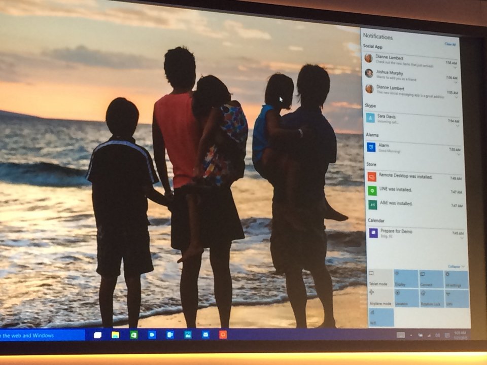 Τα Windows 10 και τα μαγικά τρισδιάστατα γυαλιά που γοητεύουν [εικόνες] | iefimerida.gr 0