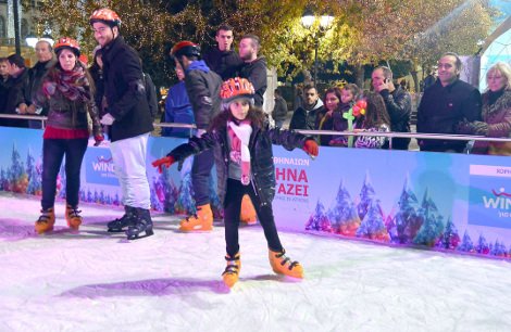 Χριστούγεννα με την WIND στην πιο φωτεινή πλατεία της Αθήνας | iefimerida.gr 0