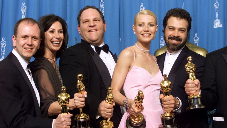 Σταρλετίτσα κατηγορεί τώρα τον Χάρβεϊ Γουάινστιν ότι έστηνε δίκτυο πορνείας [εικόνες] | iefimerida.gr 3