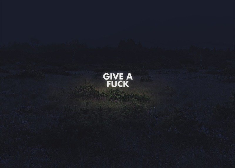 Φωτεινές κραυγές, με δικά μας λόγια,  σε σκοτεινά τοπία  | iefimerida.gr 0