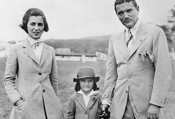 Οι ατέλειωτοι εραστές της Τζάκι Κέννεντι -Αποκαλύψεις για την αχαλίνωτη ζωή μιας Πρώτης Κυρίας [εικόνες] | iefimerida.gr 4