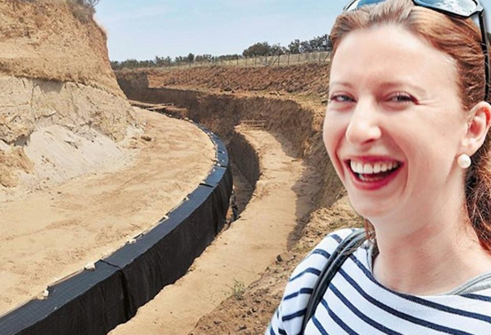 Ντόροθι Κινγκ: Ο Μέγας Αλέξανδρος ή ο Ηφαιστίωνας είναι ο ένοικος του τάφου στην Αμφίπολη [εικόνες] | iefimerida.gr 0