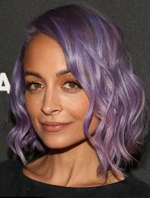 Τι είναι το χτένισμα βρώμικο wob που κάνει θραύση [εικόνες] | iefimerida.gr 8