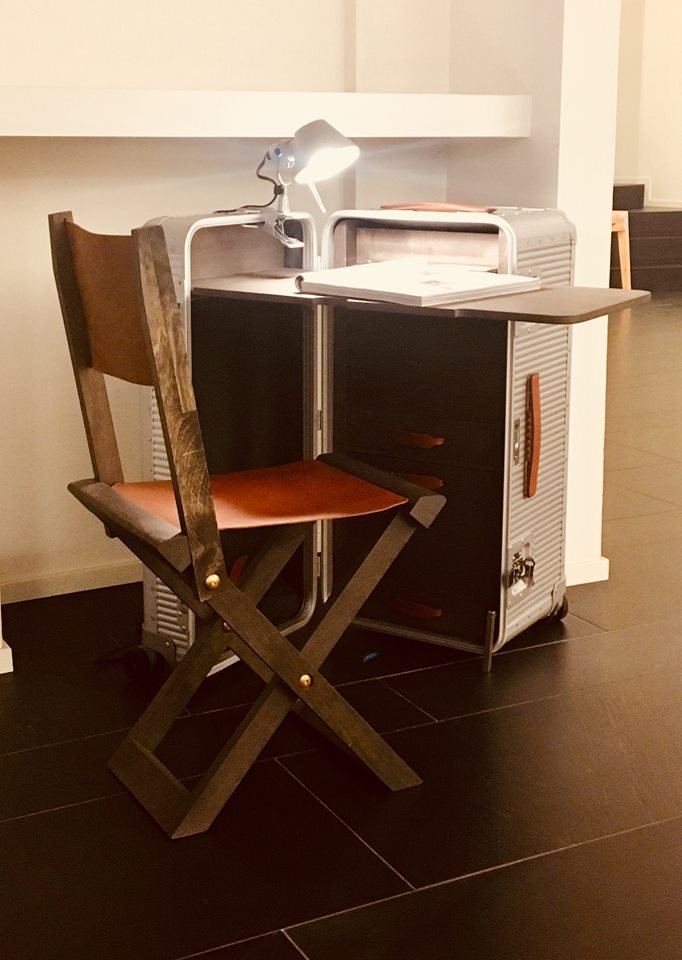 Πώς μια πολυτελής βαλίτσα μετατρέπεται σε κουζίνα, γραφείο ή κρεβάτι [εικόνες] | iefimerida.gr 4