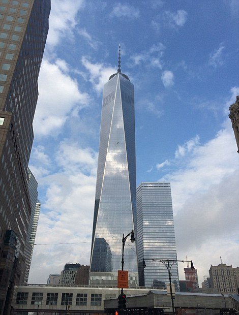 Τρόμος στο One World Trade -Καθαριστές τζαμιών κρεμάστηκαν στον 69ο όροφο [εικόνες&βίντεο] | iefimerida.gr 2