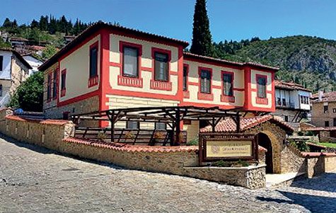 Τα θαυμαστά αρχοντικά της Καστοριάς από το 1700 [εικόνες] | iefimerida.gr 1