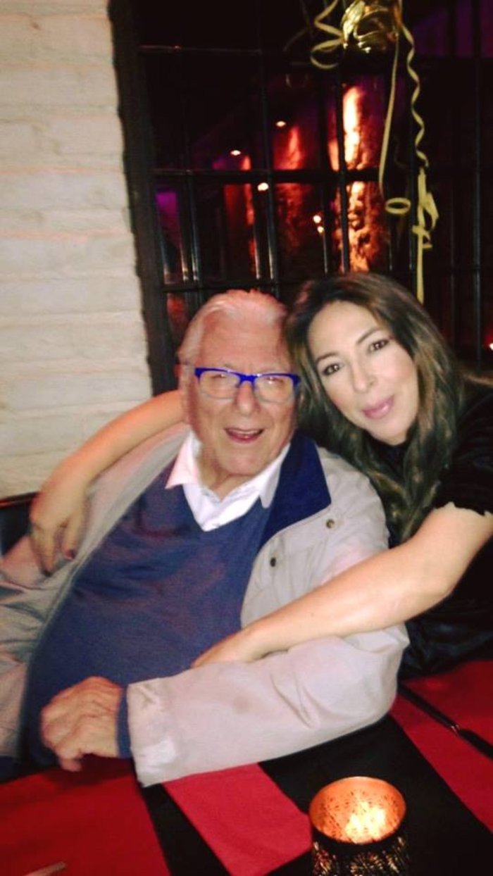 Το γαμήλιο δείπνο Βουτσά-Κατσαβού -Η νύφη πέταξε το νυφικό για κάτι πιο άνετο [εικόνες] | iefimerida.gr 2