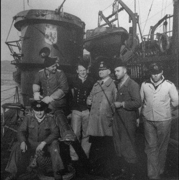 Ενα κομμάτι ιστορίας στο βυθό -Βρήκαν υποβρύχιο και φορτηγό πλοίο από μάχη του Β' Παγκοσμίου [εικόνες] | iefimerida.gr 5