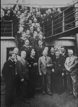 Ενα κομμάτι ιστορίας στο βυθό -Βρήκαν υποβρύχιο και φορτηγό πλοίο από μάχη του Β' Παγκοσμίου [εικόνες] | iefimerida.gr 6