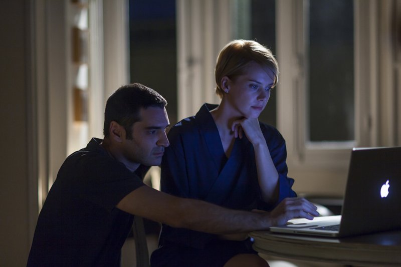 Ο Χριστόφορος Παπακαλιάτης στο iefimerida: Η πραγματικότητα στην Ελλάδα είναι «Ενας άλλος κόσμος» | iefimerida.gr 0